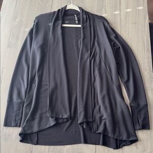 Athleta Black Pranayama Wrap